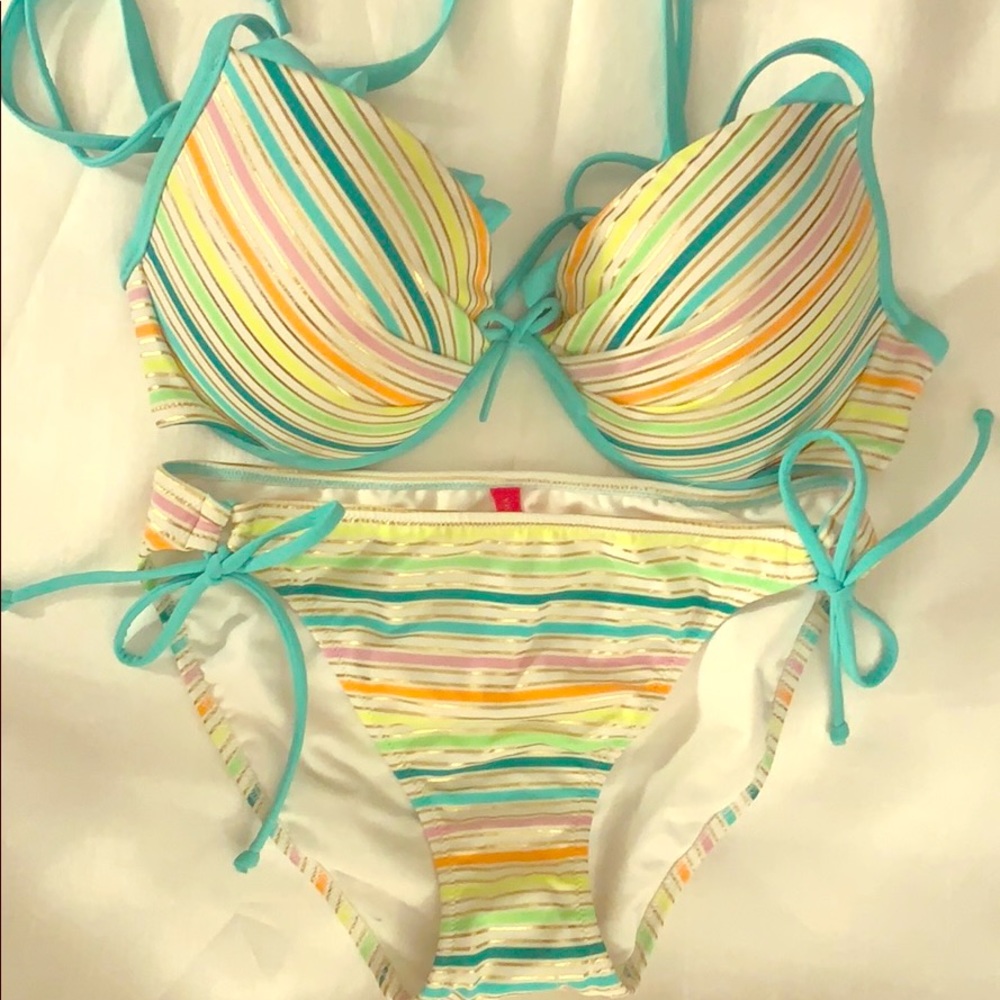Victoria’s Secret Bikini Set super push up